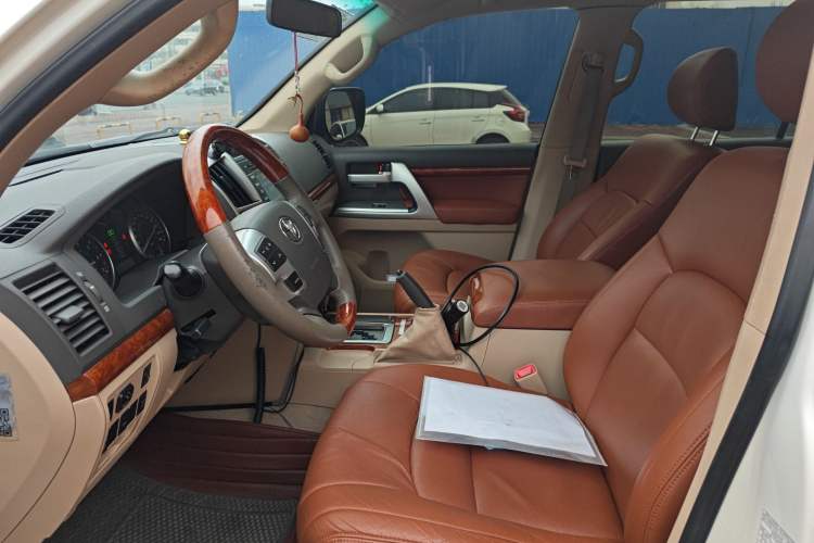 Used Toyota Land Cruiser  Left Front Seat