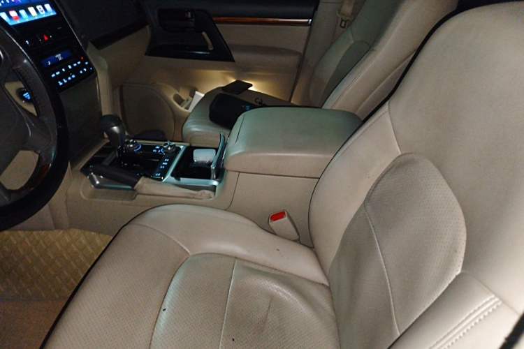 Used Toyota Land Cruiser  Left Front Seat