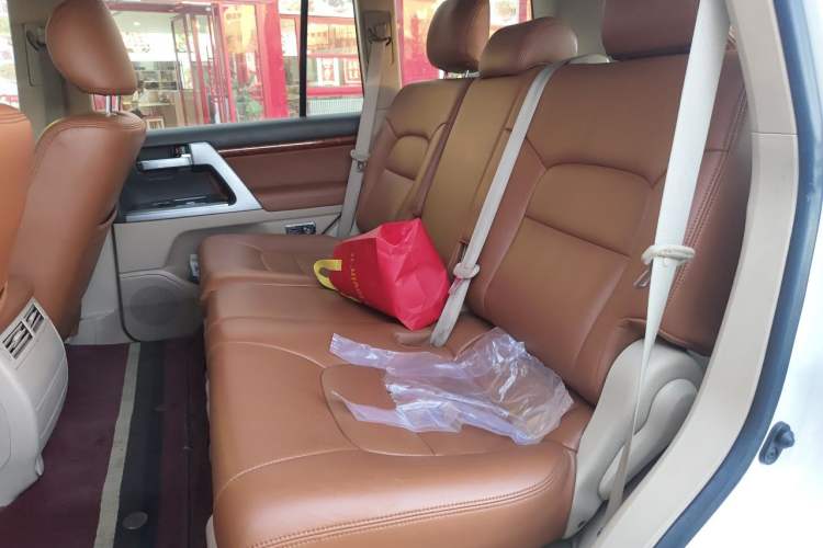 Used Toyota Land Cruiser  Left Rear Seat