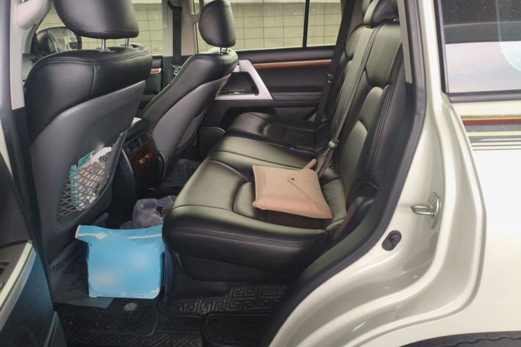 Used Toyota Land Cruiser  Left Rear Seat