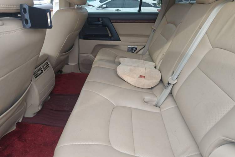 Used Toyota Land Cruiser  Left Rear Seat