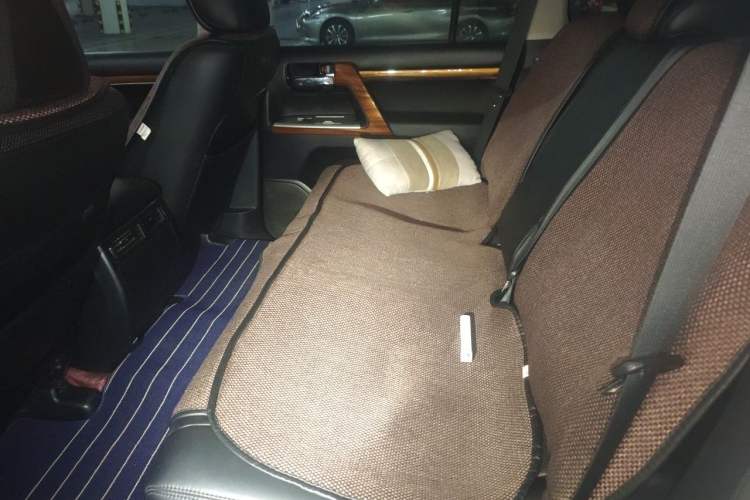 Used Toyota Land Cruiser  Left Rear Seat
