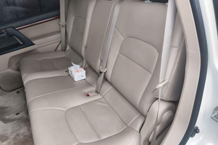 Used Toyota Land Cruiser 2015 4.0L V6 Middle East Limited Edition Left Rear Seat