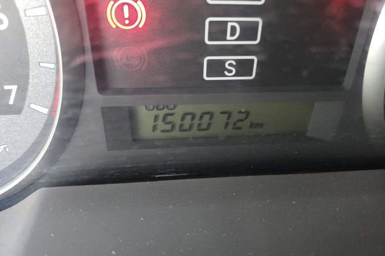 Used Toyota Land Cruiser  Odometer Close Up