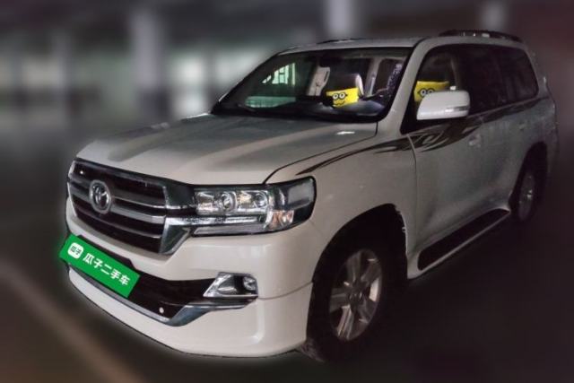 Used Toyota Land Cruiser 2015 4.0L V6 Middle East Low-Trim Version