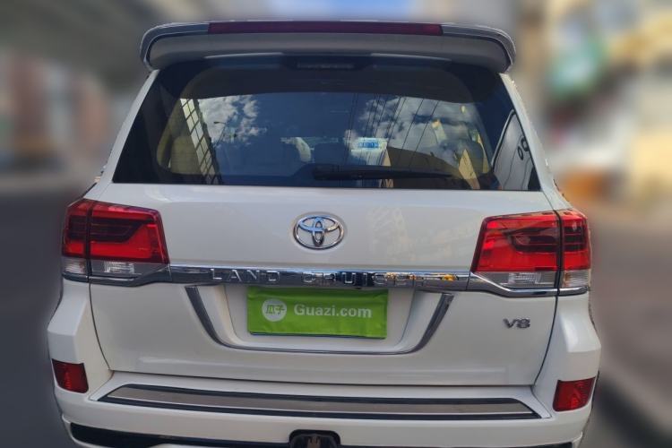 Used Toyota Land Cruiser  Rear