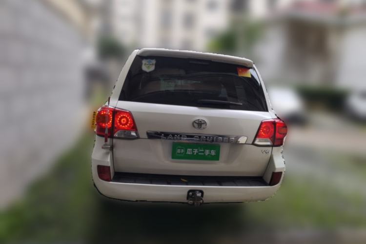 Used Toyota Land Cruiser 2015 4.0L V6 Middle East Low-Trim Version Rear