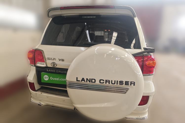 Used Toyota Land Cruiser 2015 4.0L 5-Seater Middle East Version Rear
