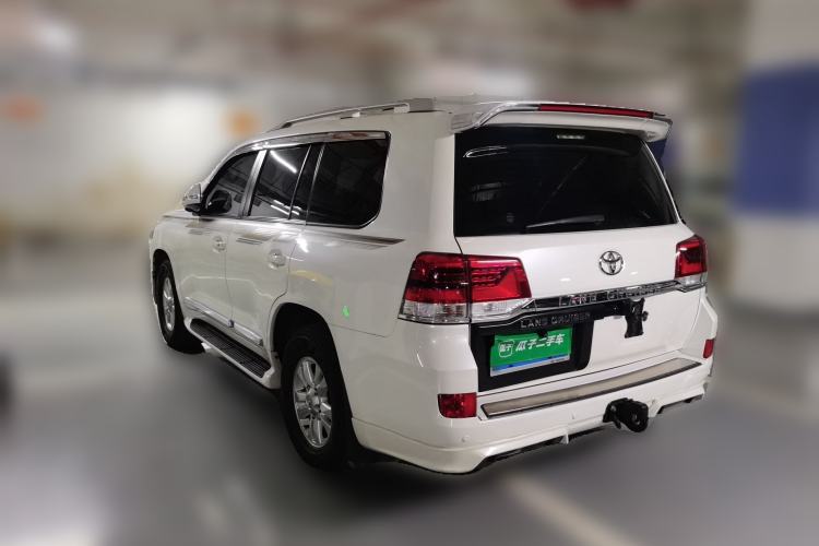 Used Toyota Land Cruiser 2015 4.0L V6 Middle East Limited Edition Rear Left 45 Deg