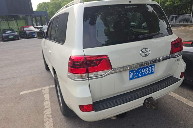 Used Toyota Land Cruiser  Rear Left 45 Deg