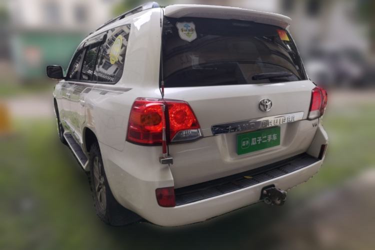 Used Toyota Land Cruiser 2015 4.0L V6 Middle East Low-Trim Version Rear Left 45 Deg