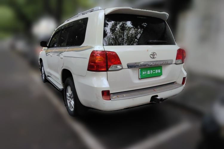 Used Toyota Land Cruiser 2015 4.0L V6 Middle East Low-Trim Version Rear Left 45 Deg