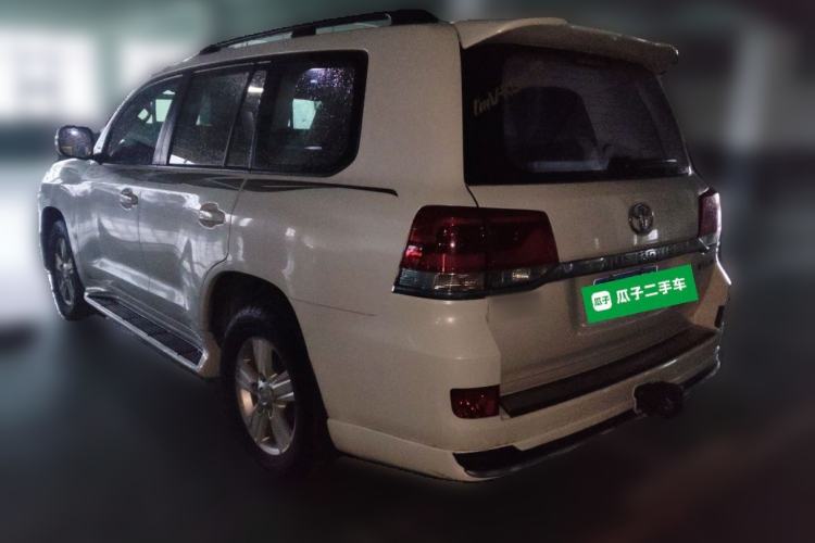 Used Toyota Land Cruiser 2015 4.0L V6 Middle East Low-Trim Version Rear Left 45 Deg