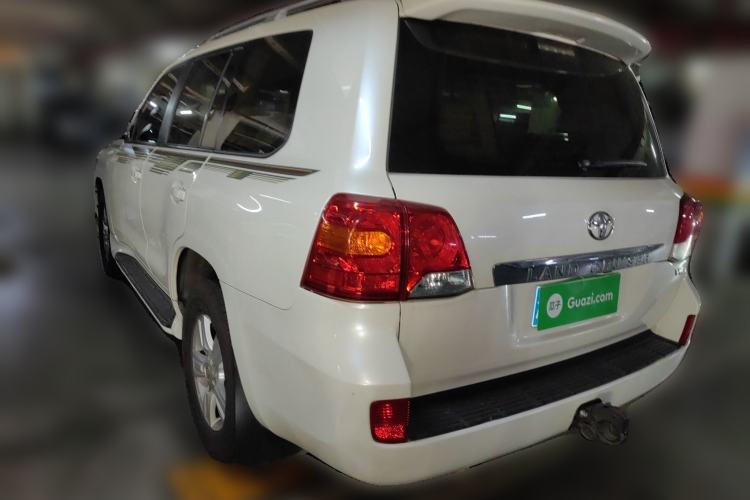 Used Toyota Land Cruiser 2015 4.0L 5-Seater Middle East Version Rear Left 45 Deg