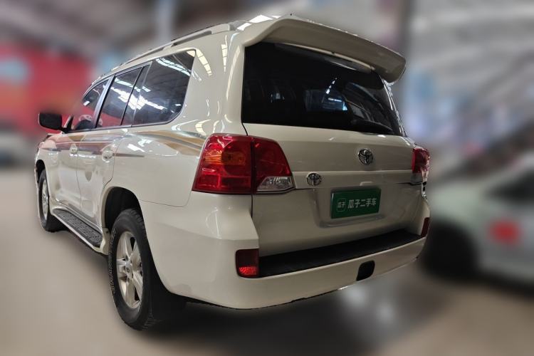 Used Toyota Land Cruiser 2015 4.0L V6 Middle East Low-Trim Version Rear Left 45 Deg