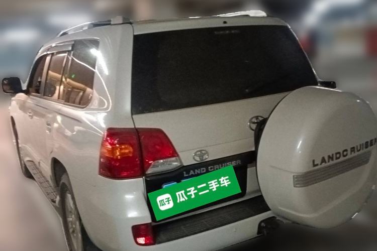 Used Toyota Land Cruiser 2015 4.0L 5-Seater Middle East Version Rear Left 45 Deg