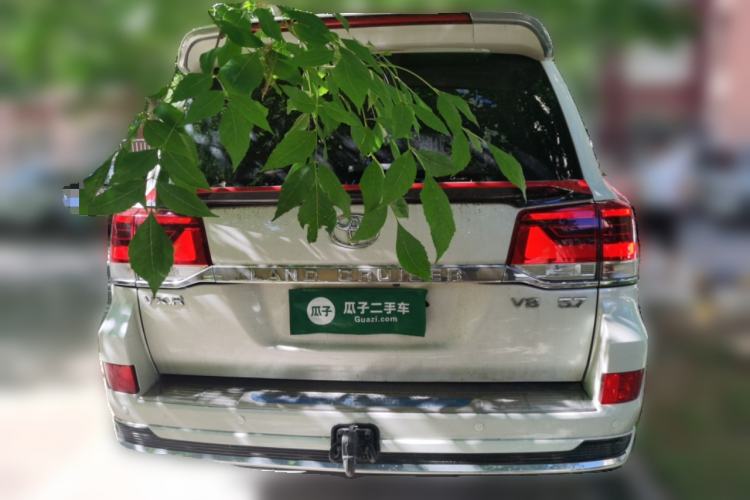 Used Toyota Land Cruiser  Rear