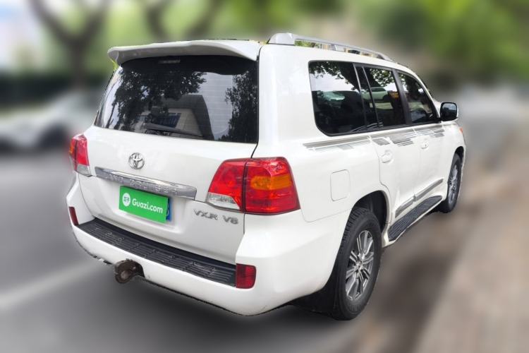 Used Toyota Land Cruiser 2015 4.0L V6 Middle East Low-Trim Version Rear Right 45 Deg