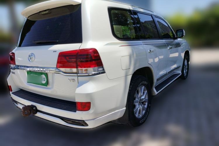 Used Toyota Land Cruiser 2015 4.0L V6 Middle East Limited Edition Rear Right 45 Deg