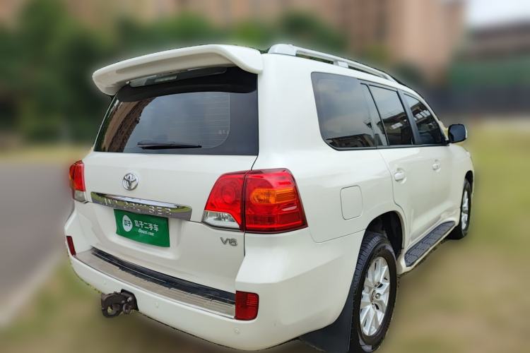 Used Toyota Land Cruiser 2015 4.0L 5-Seater Middle East Version Rear Right 45 Deg