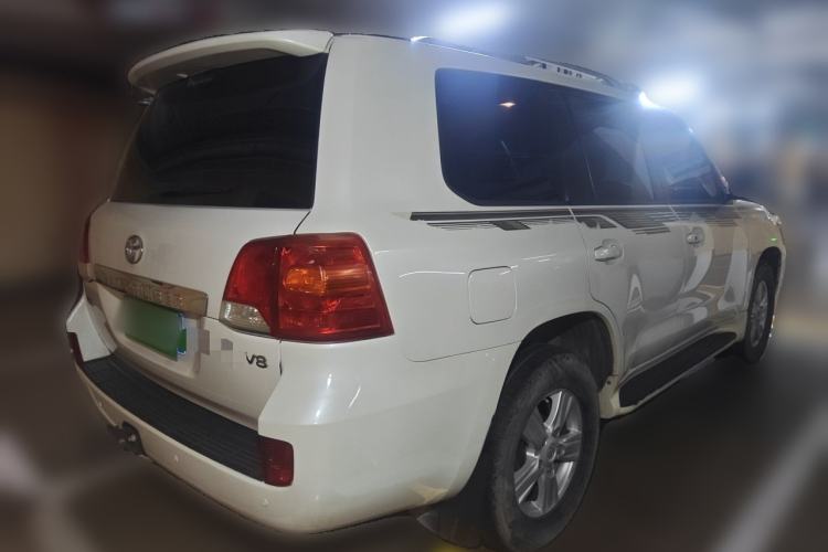 Used Toyota Land Cruiser 2015 4.0L 5-Seater Middle East Version Rear Right 45 Deg