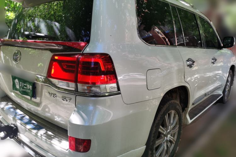 Used Toyota Land Cruiser  Rear Right 45 Deg
