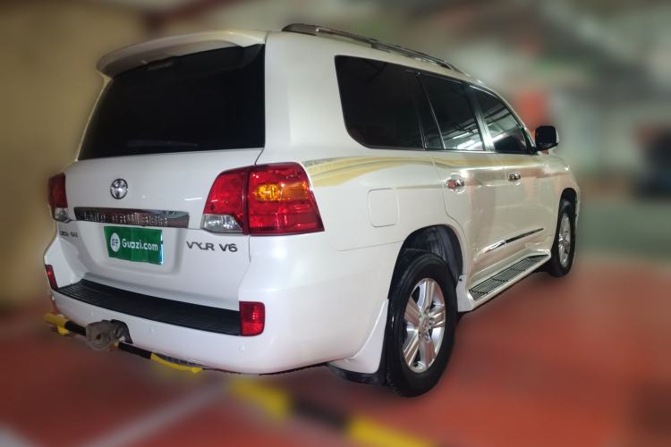 Used Toyota Land Cruiser 2015 4.6L V8 Middle East Limited Edition Rear Right 45 Deg