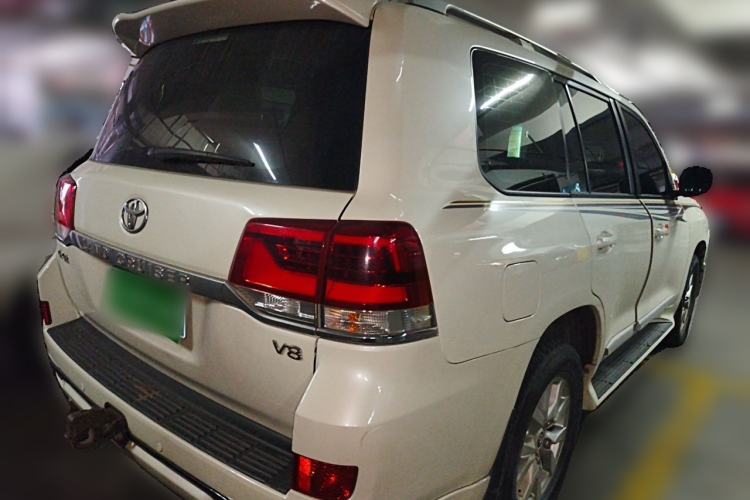 Used Toyota Land Cruiser  Rear Right 45 Deg