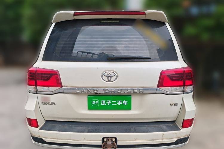 Used Toyota Land Cruiser 2015 4.0L V6 Middle East Low-Trim Version Rear