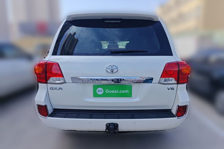 Used Toyota Land Cruiser 2015 4.0L V6 Middle East Low-Trim Version Rear