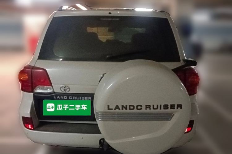 Used Toyota Land Cruiser 2015 4.0L 5-Seater Middle East Version Rear
