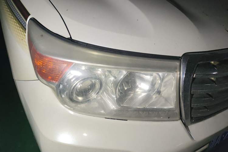 Used Toyota Land Cruiser 2015 4.0L GX-R U.S. Specification Right Front Headlight