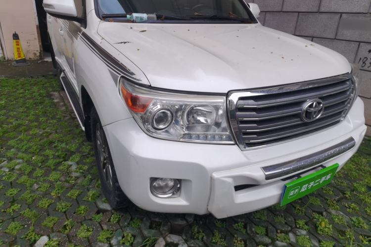Used Toyota Land Cruiser 2015 4.0L V6 Middle East Low-Trim Version Right Front Headlight