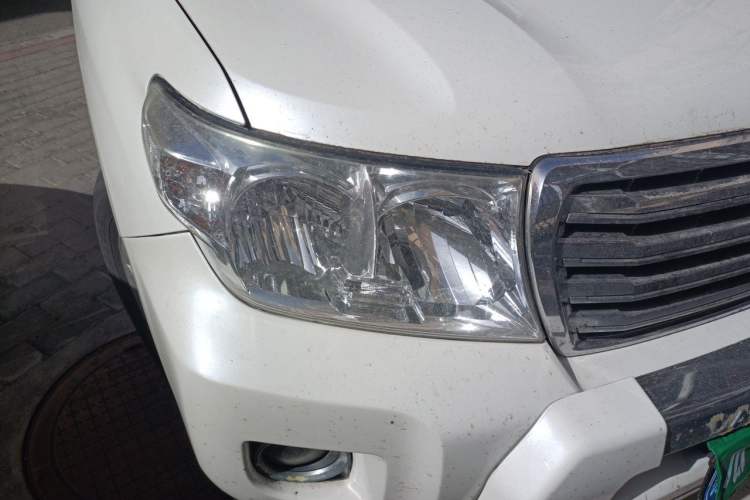 Used Toyota Land Cruiser  Right Front Headlight