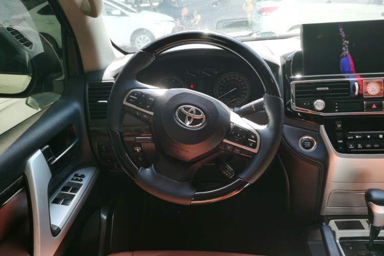 Used Toyota Land Cruiser  Steering Wheel