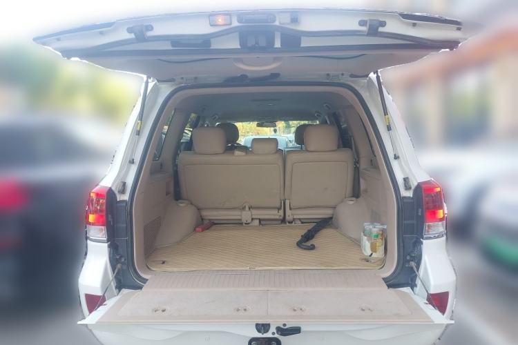 Used Toyota Land Cruiser  Trunk
