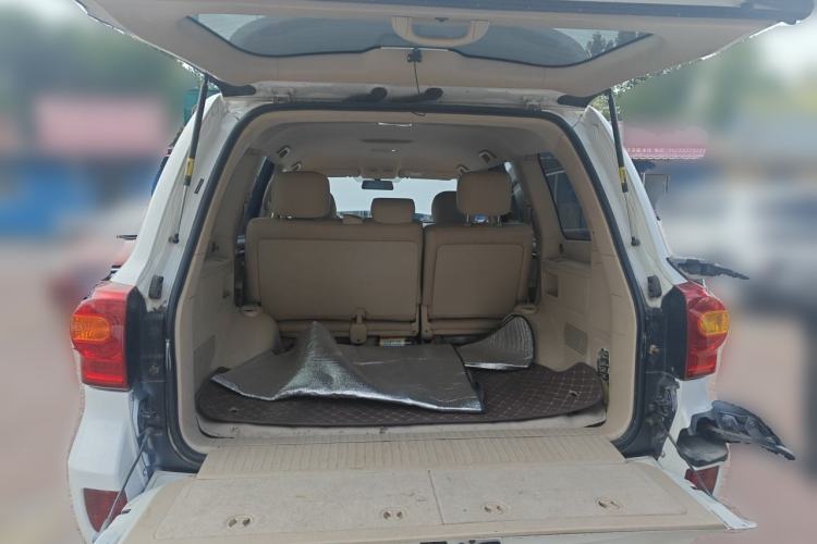 Used Toyota Land Cruiser  Trunk