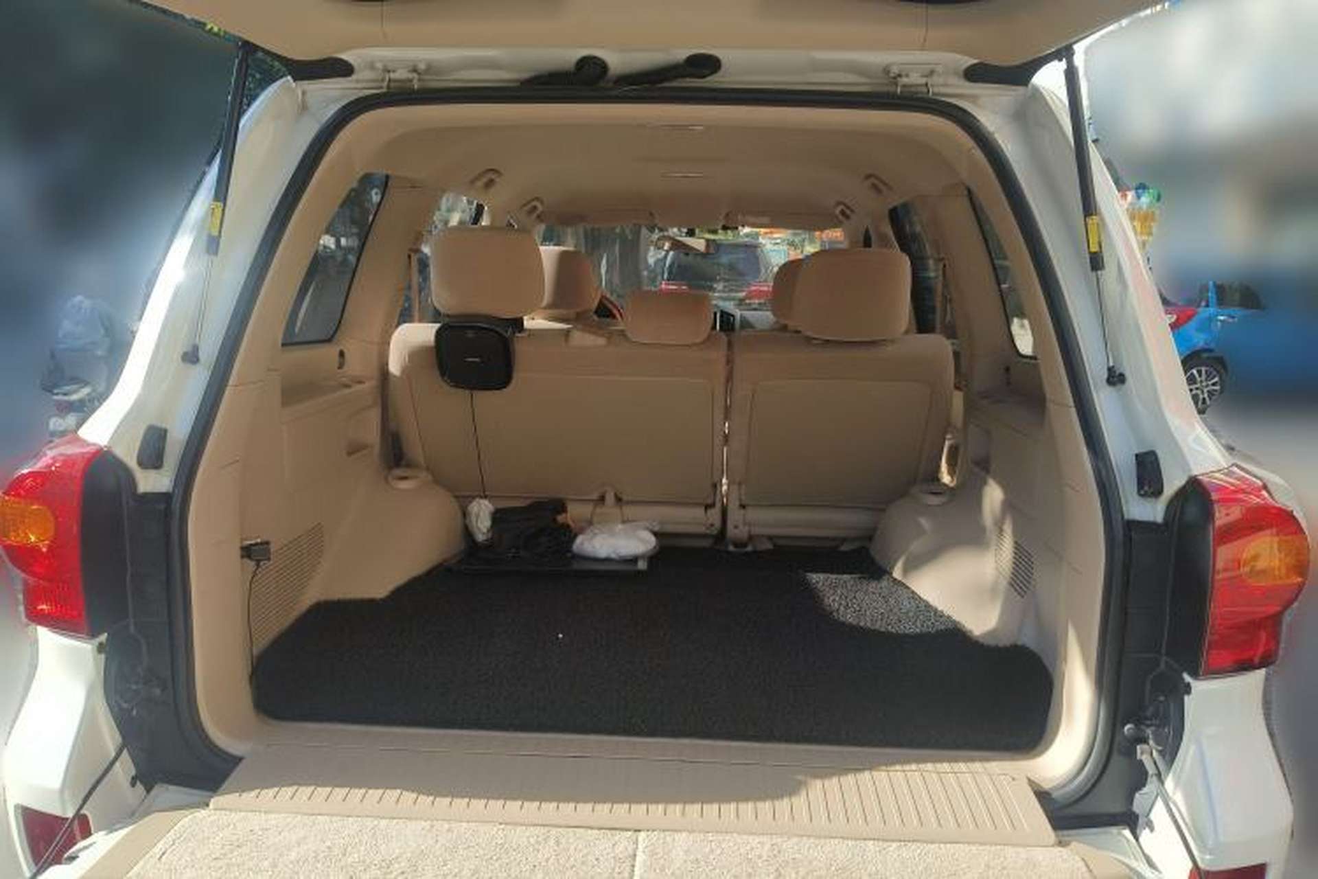 Used Toyota Land Cruiser  Trunk