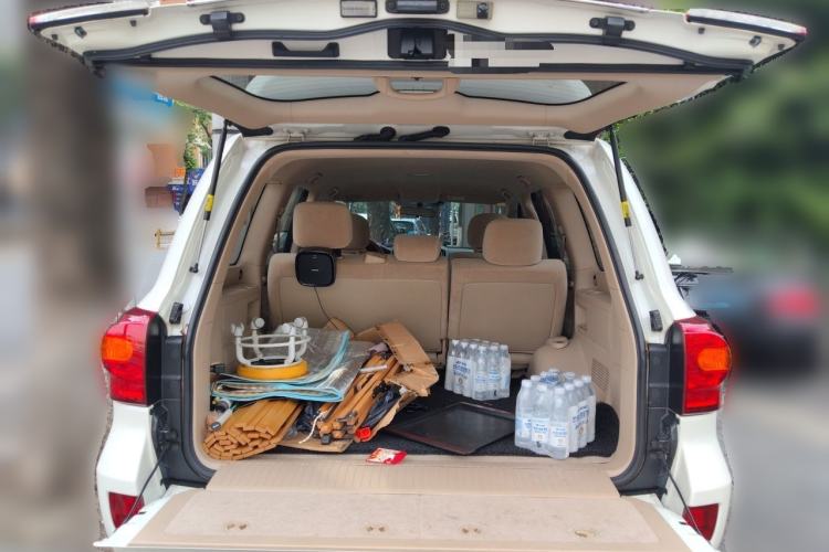 Used Toyota Land Cruiser  Trunk