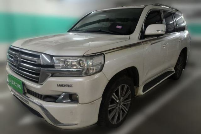 Used Toyota Land Cruiser 2015 4.0L V6 Middle East Low-Trim Version
