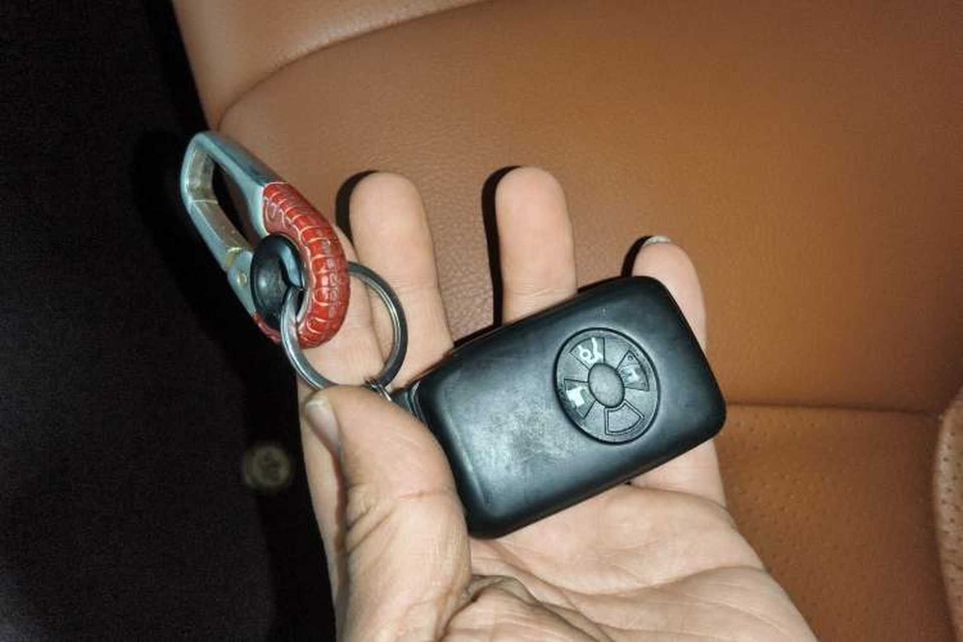 Used Toyota Land Cruiser 2015 4.0L GX-R U.S. Specification Vehicle Key