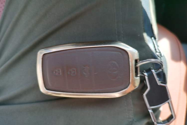 Used Toyota Land Cruiser  Vehicle Key