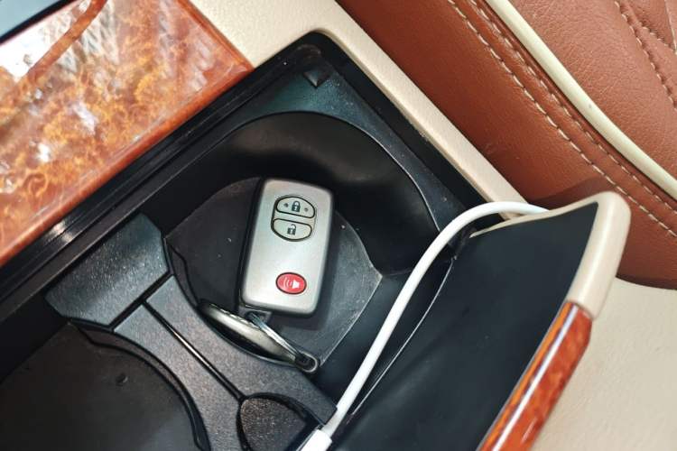 Used Toyota Land Cruiser  Vehicle Key