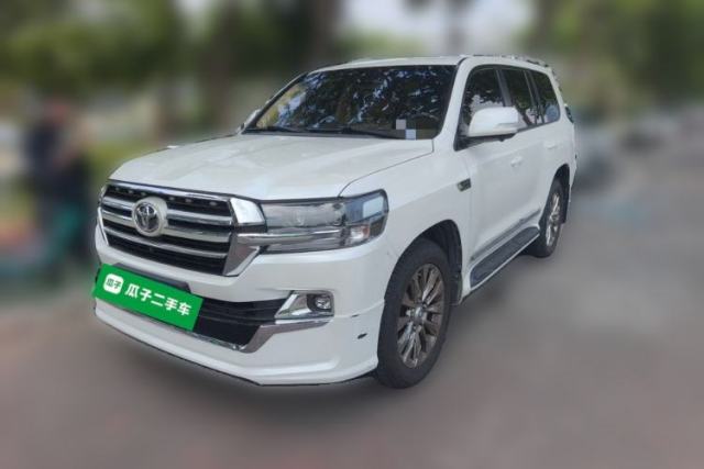 Used Toyota Land Cruiser 2015 4.0L V6 Middle East Low-Trim Version