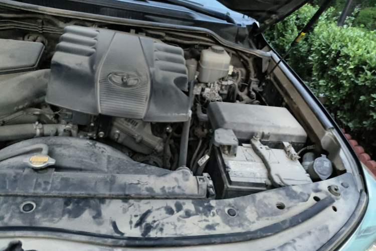 Used Toyota Land Cruiser  Engine Bay Left