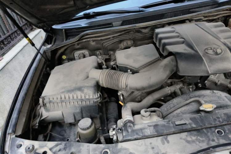 Used Toyota Land Cruiser  Engine Bay Right
