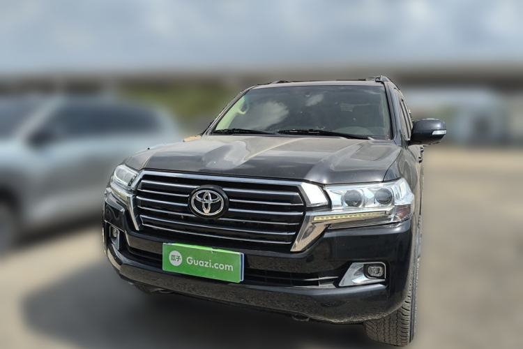 Used Toyota Land Cruiser 2016 4.6L GX-R Middle East Front