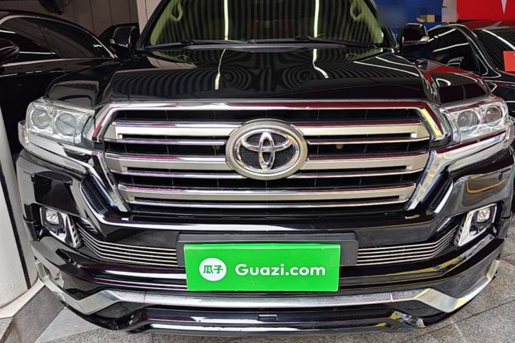 Used Toyota Land Cruiser 2016 4.6L GX-R Middle East Front