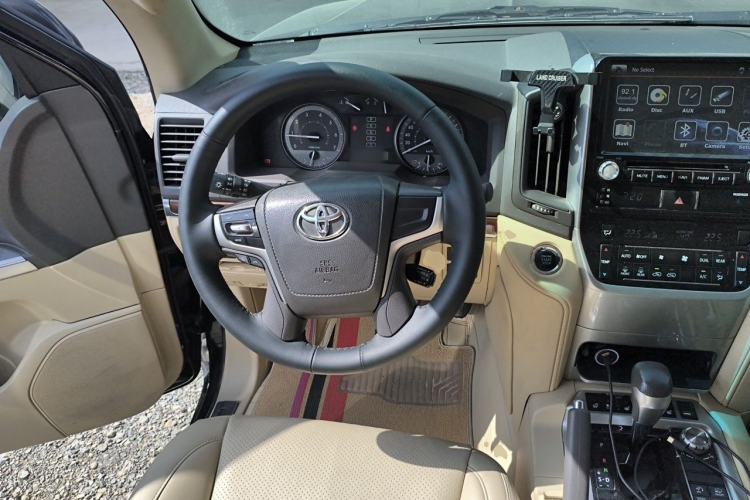 Used Toyota Land Cruiser 2016 4.6L GX-R Middle East Steering Wheel