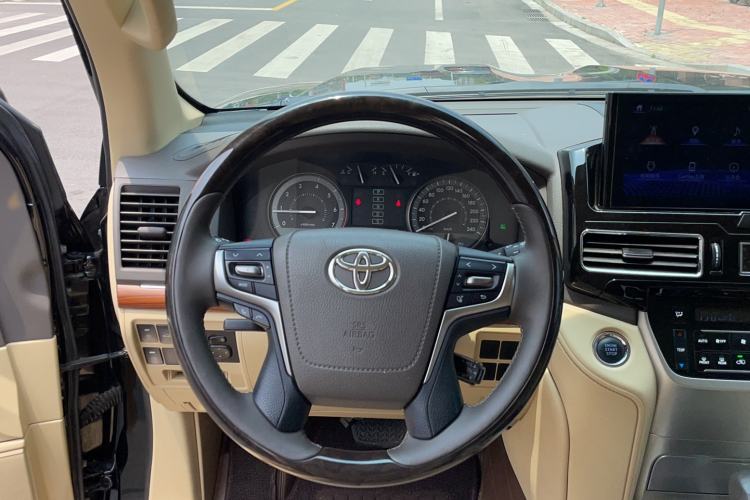 Used Toyota Land Cruiser 2016 4.0L Automatic Transmission Middle East Version Steering Wheel